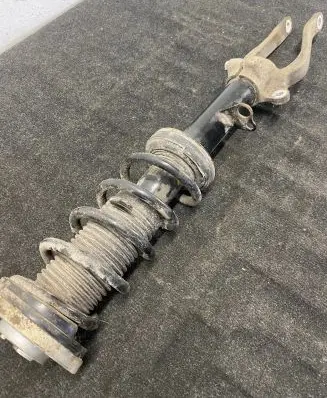 BMW 5 G30 G31 Front shock absorber with coil spring 6880083
