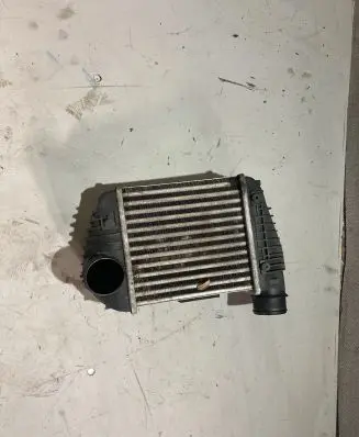 Audi A6 S6 C6 4F Intercooler radiator