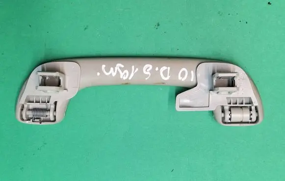 Renault Clio IV Front interior roof grab handle