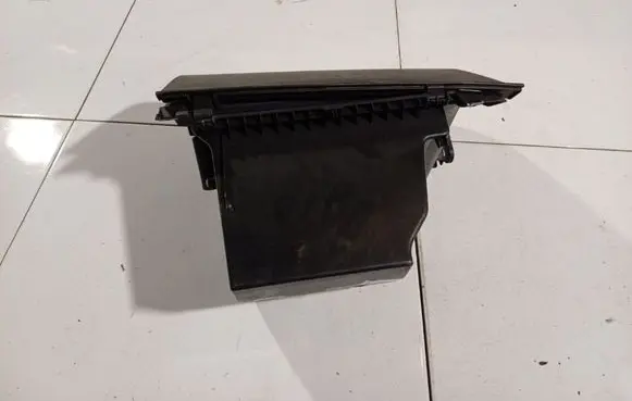 Nissan Note (E11) Glove box 685209U100