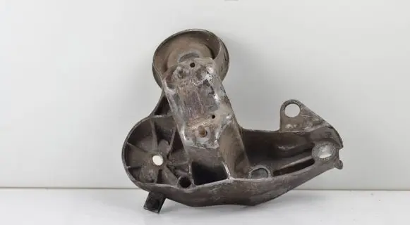 Audi A6 S6 C6 4F Engine mounting bracket 4F0199352E
