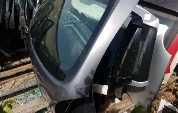 Citroen Xsara Picasso Tailgate/trunk/boot lid pilkas