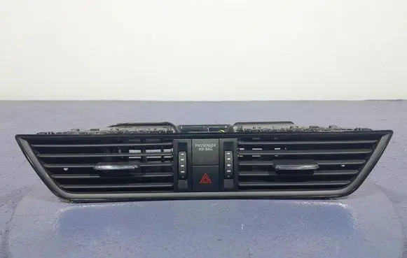 Skoda Superb B5 (3U) Dashboard side air vent grill/cover trim 3V0820951E