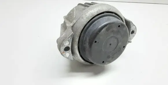 BMW 1 E81 E87 Engine mount bracket 13981112GE