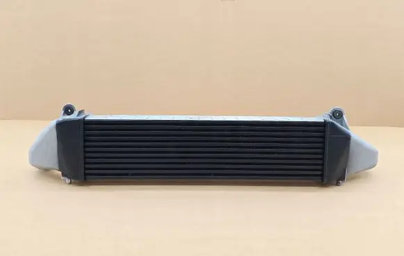Audi Q3 F3 Intercooler radiator