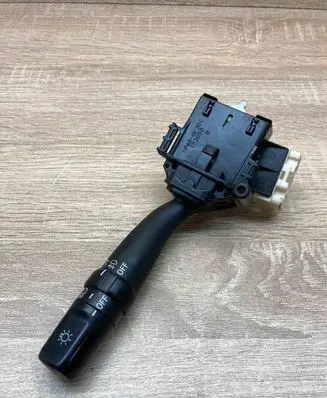 Toyota Corolla Verso E121 Light switch 8414005110 L93
