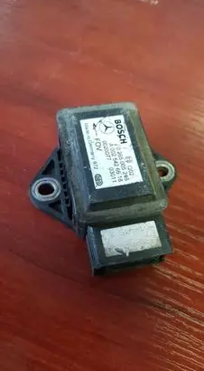 Mercedes-Benz E W211 ESP acceleration yaw rate sensor 0265005246