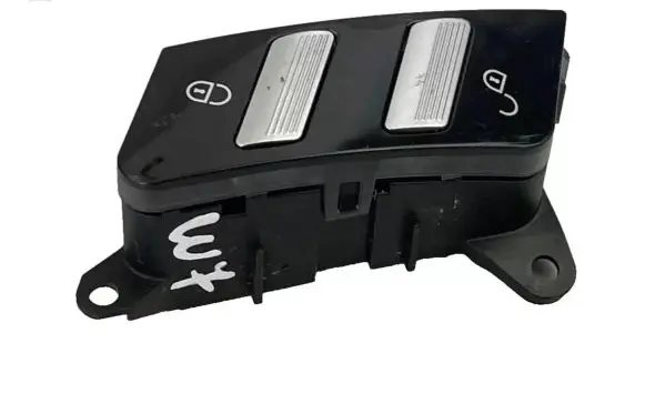 Mercedes-Benz S W221 Central locking switch button A2218213051
