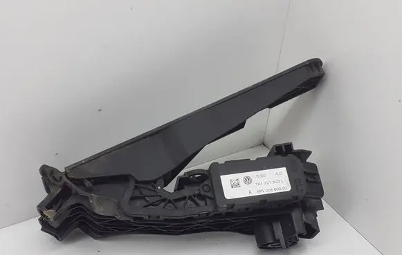 Volkswagen PASSAT B6 Accelerator throttle pedal 1K1721503L