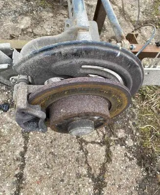 Opel Vivaro Rear axle beam 