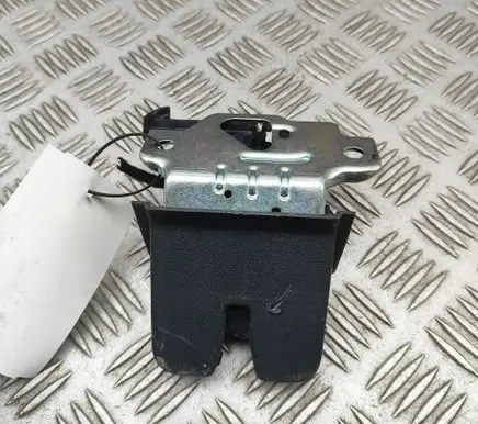 Volkswagen T-Roc Tailgate/trunk/boot lock/catch/latch 2GA827505A