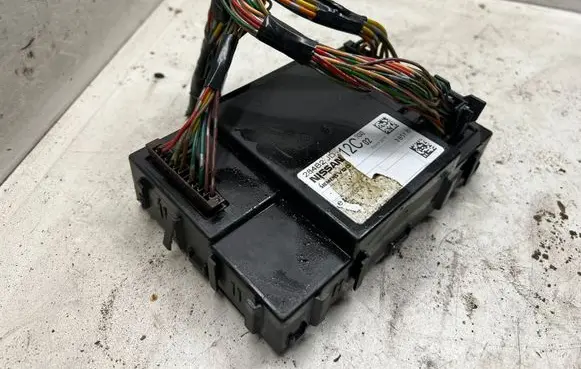 Nissan Qashqai+2 Comfort/convenience module 284B2JD