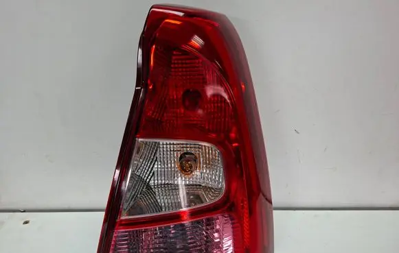 Dacia Logan I Rear/tail lights S27639806 8200744759