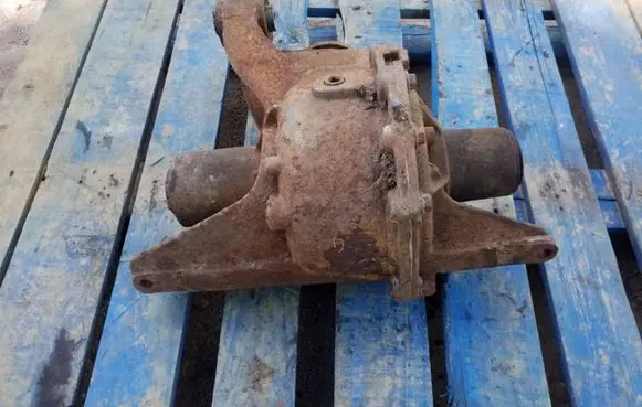 Land Rover Discovery 3 - LR3 Rear differential TVK500112 70040513070 6326