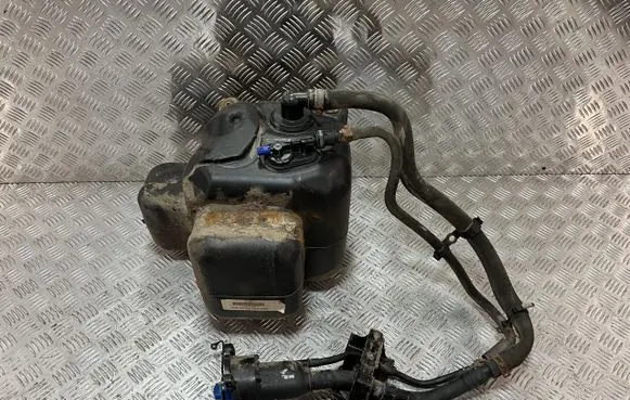 Nissan Navara D23 AdBlue liquid reservoir 204114KJ0A