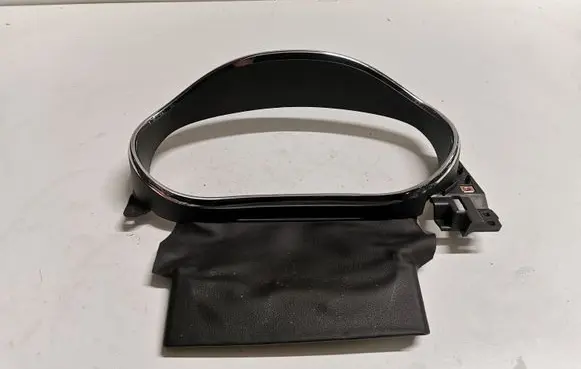 Dashboard trim