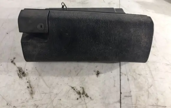 Mercedes-Benz E W210 Glove box A2106890091