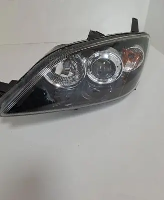 Mazda 3 I Headlight/headlamp 2161149L