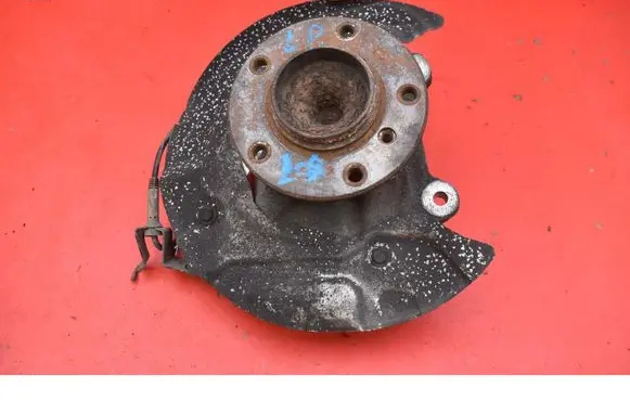 BMW 7 F01 F02 F03 F04 Front wheel hub spindle knuckle 6764443