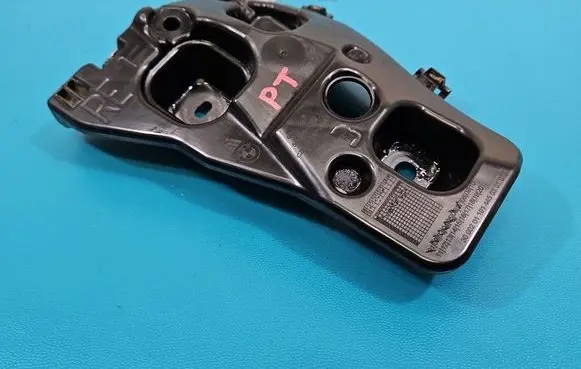 BMW iX1 Rear bumper mounting bracket 9883542 IMPRK1574301