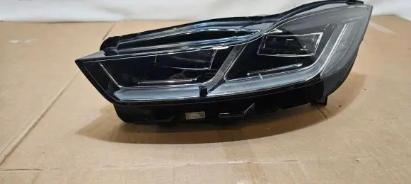 Jaguar I-Pace Headlight/headlamp J9D313030HC