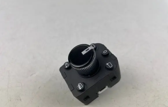 Audi Q4 e-tron Wing mirror switch 575959565