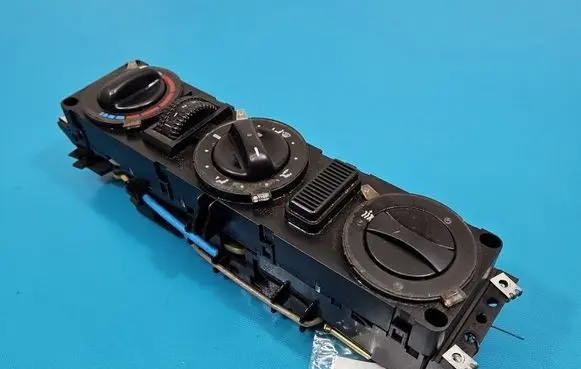 Mercedes-Benz Vito Viano W638 Climate control/heater control trim A0008306485KZ IMPRK1571127