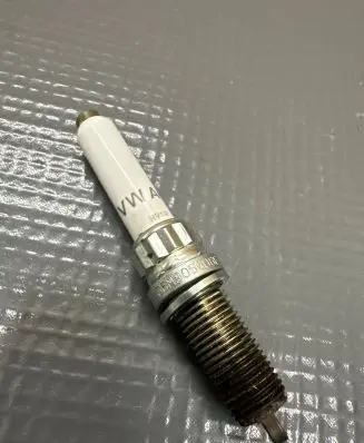 Porsche Cayenne (9Y0 9Y3) Spark plug 06M905606F