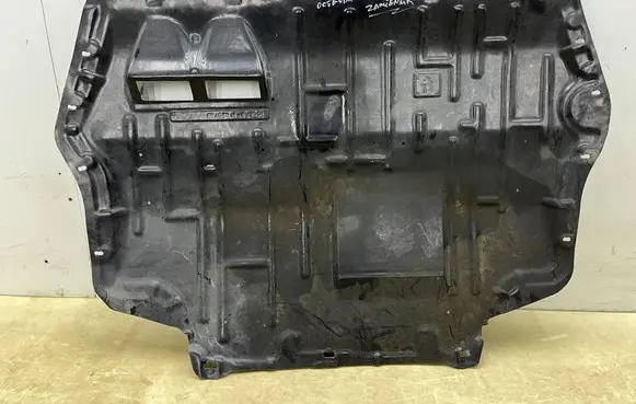 Seat Leon (1P) Engine splash shield/under tray 1K0825237 RP150418