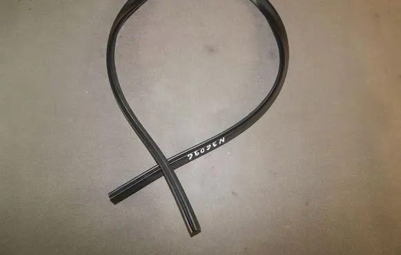 Skoda Kodiaq Engine compartment rubber 565823723