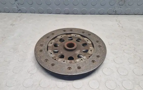 BMW X3 E83 Clutch pressure plate 7553770
