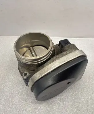 BMW 5 E39 Throttle valve 7502444 08238425004