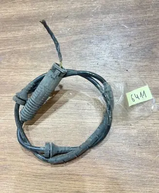 BMW 3 E90 E91 ABS brake wheel speed sensor 6762465