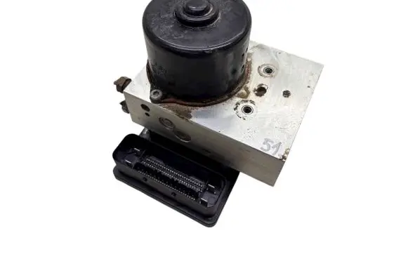 Volvo V70 ABS Pump 30793445
