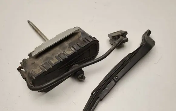 Mercedes-Benz S W140 Headlight wiper blade 1408201342