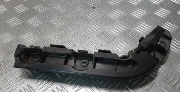 Renault Latitude (L70) Rear bumper mounting bracket 622200008R