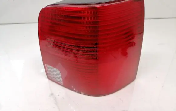Volkswagen PASSAT B5 Rear/tail lights 3B9945112F