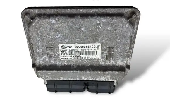 Audi A3 S3 A3 Sportback 8P Engine control unit/module 06A906033GQ 5WP40344