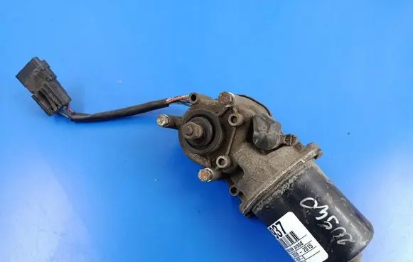 Front wiper linkage and motor