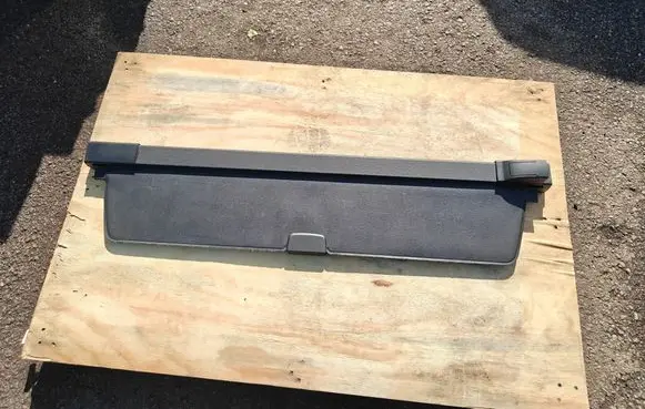 Opel Insignia A Parcel shelf load cover 