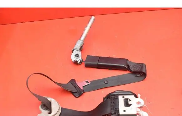 Renault Laguna III Front seatbelt 840029