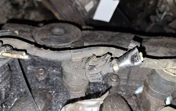 Peugeot 807 Fuel injector 0445110076