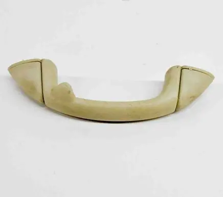 Rear interior roof grab handle