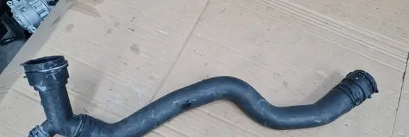 Audi A5 Engine coolant pipe/hose 8W0122101BH