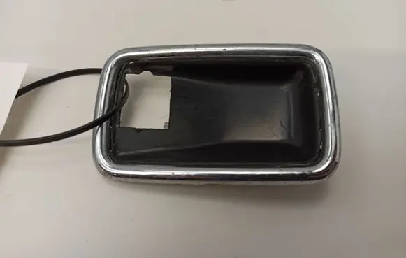 Mercedes-Benz COMPAKT W115 Front door handle cover 1087660611