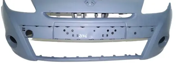 Renault Clio III Front bumper 8200799935 620224984R