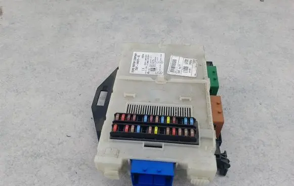 Ford Mondeo MK IV Fuse box set 7G9T-14A073-DC