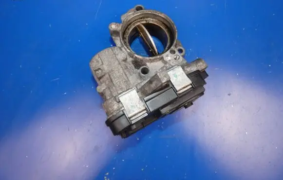 Fiat 500X Throttle valve 55258454
