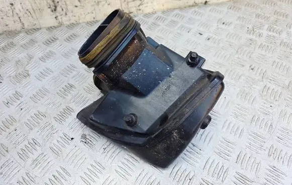Opel Astra J Intake resonator 13313301