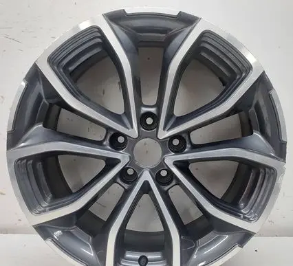 R18 alloy rim